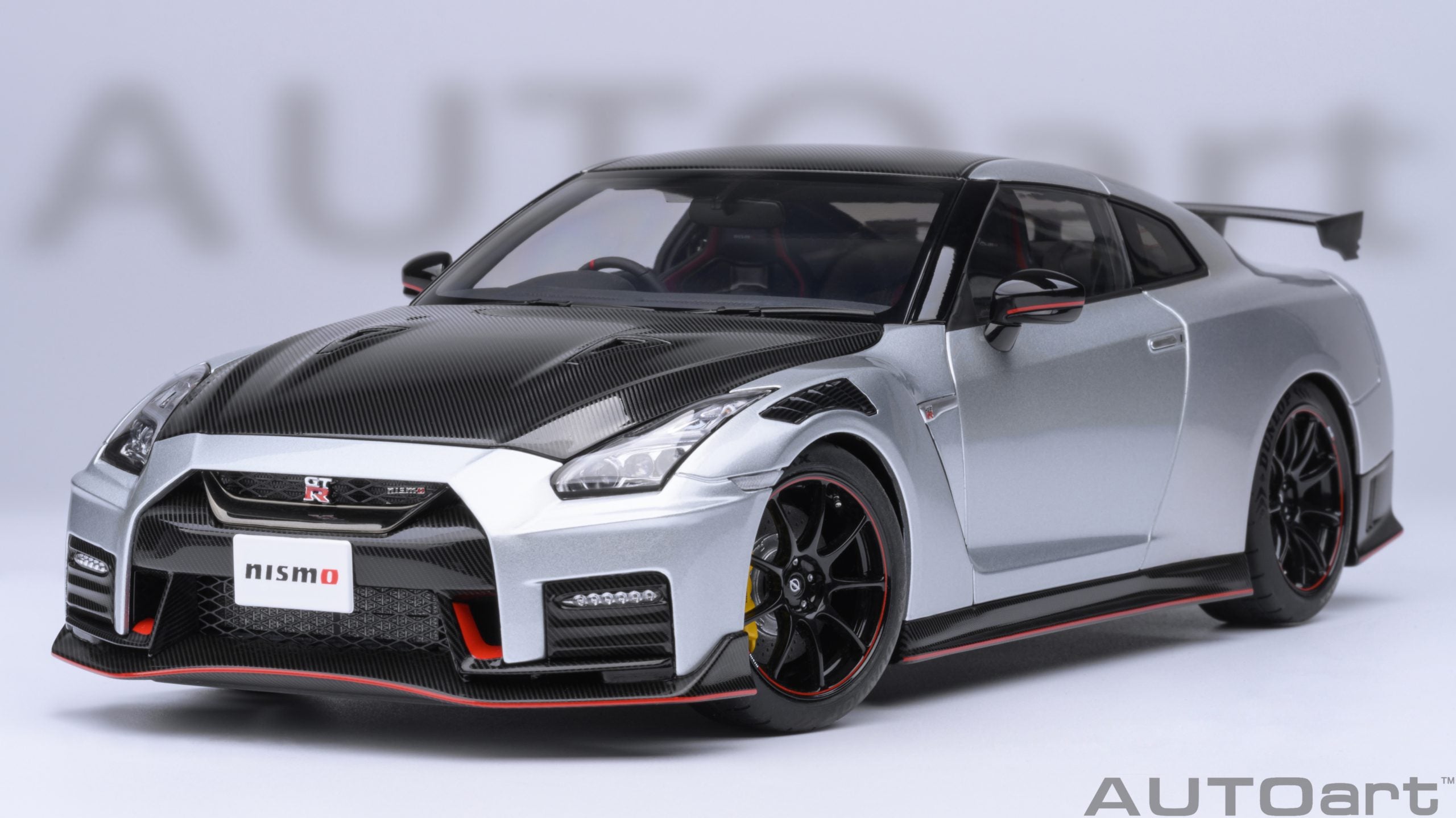 AUTOart 1:18 Nissan GT-R (R35) NISMO 2022 Special Edition in Ultimate