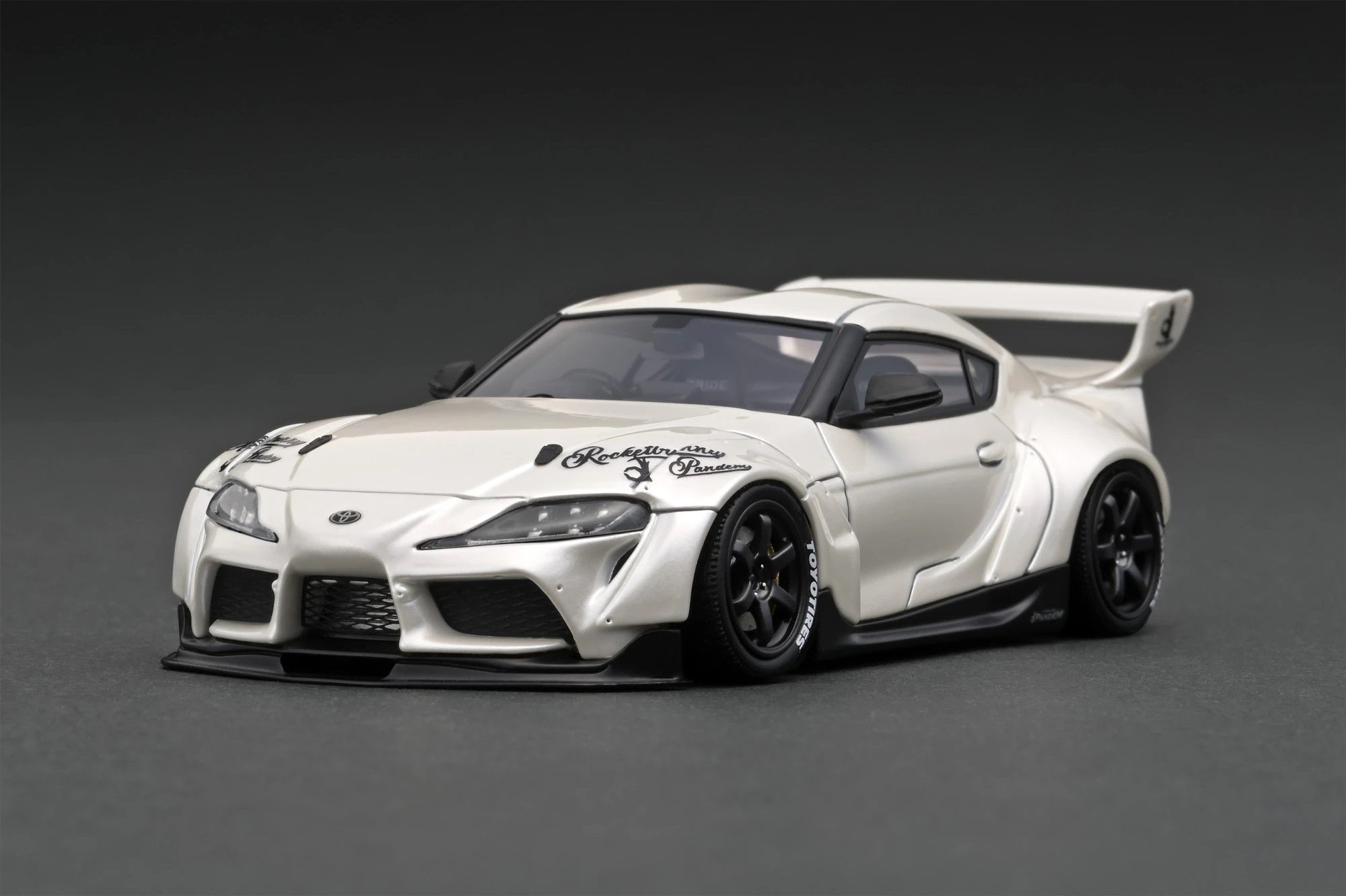 プチギフト ignition model 1/43 パンデム Supra (A90) Pearl White