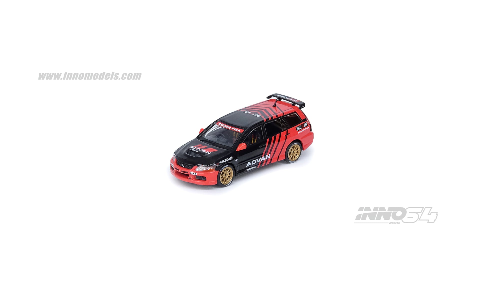 INNO Models 1:64 Mitsubishi Lancer EVO IX Wagon 