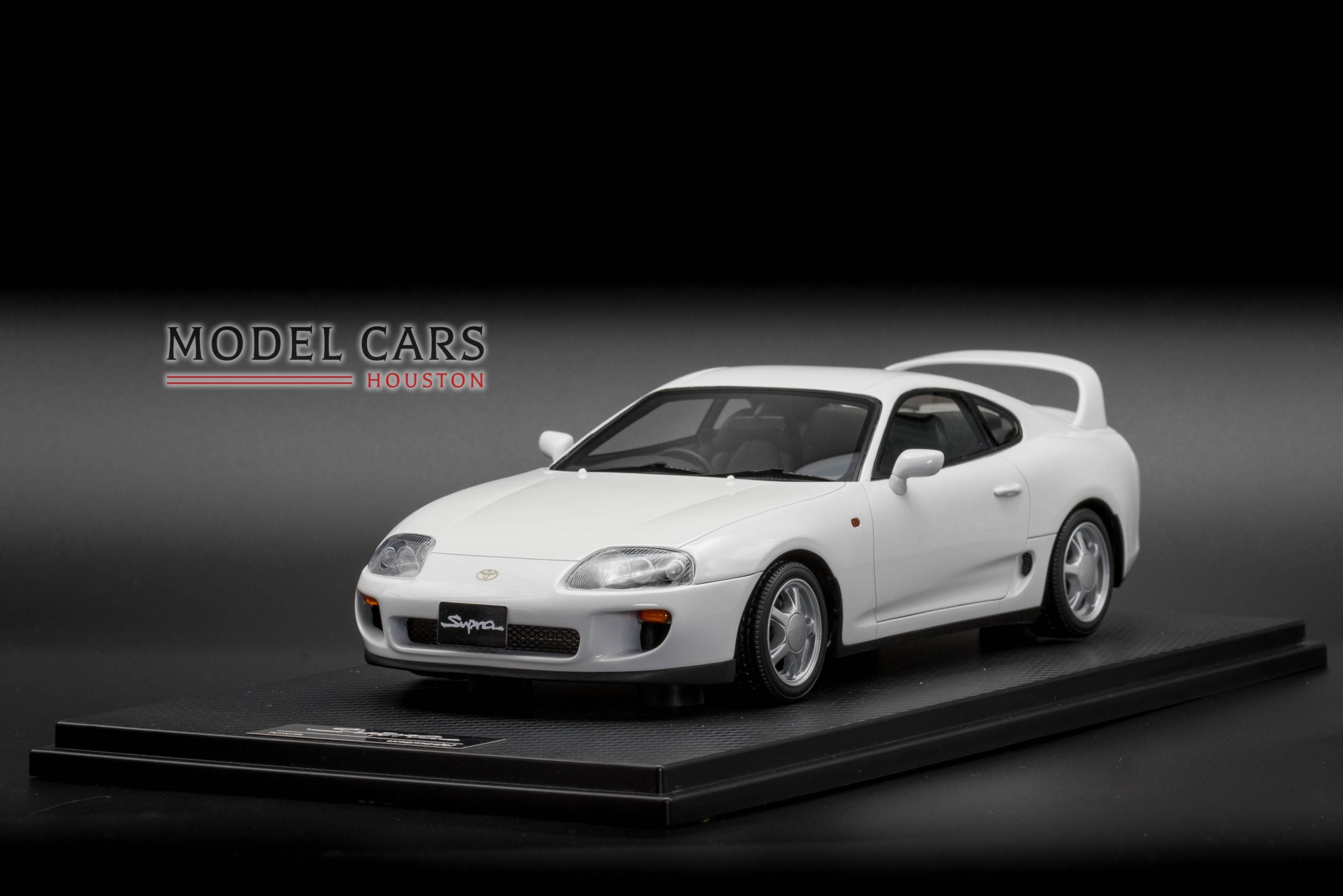 One Model 1:18 Toyota Supra JZA80 MK4 White