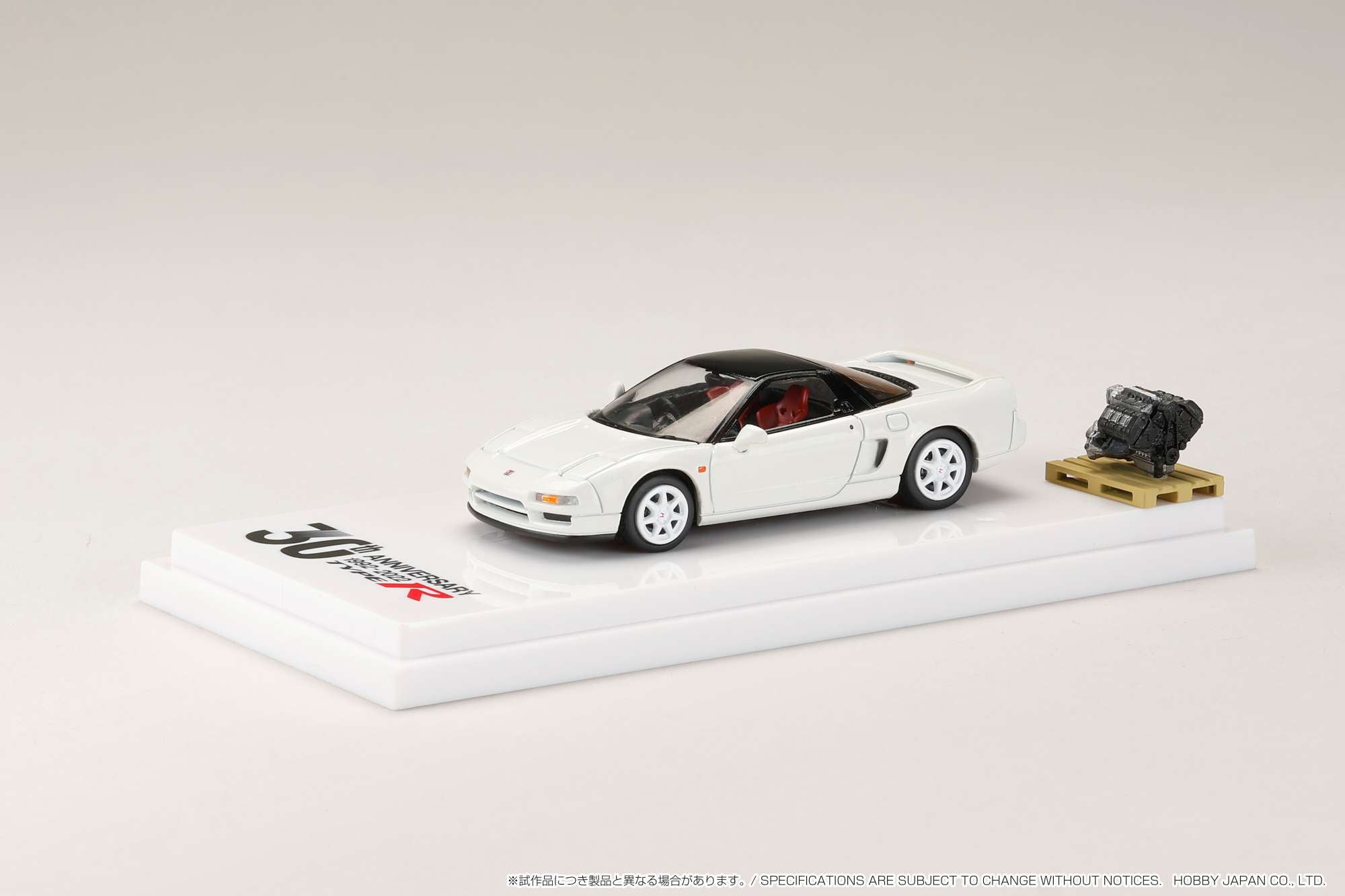 Hobby Japan 1:64 Honda NSX (NA1) Type R 1994 with Engine Display Model /  Type R 30th Anniversary in Championship White