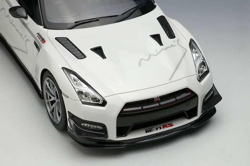 Make Up Co., Ltd / Eidolon 1:18 Nissan Skyline GT-R (2021) Mine's Edition