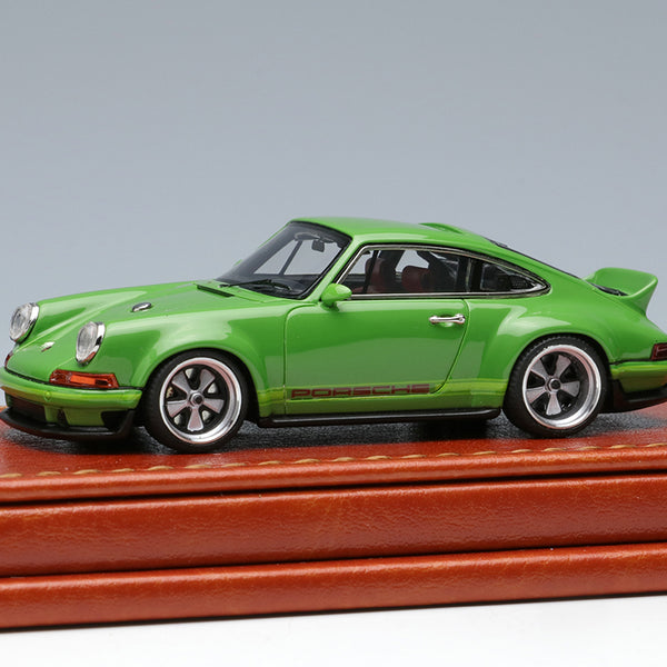 PREORDER* Make Up Co., Ltd / Titan 64 1:64 Porsche 911 (964) Singer D