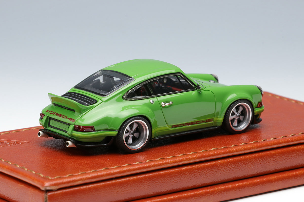 PREORDER* Make Up Co., Ltd / Titan 64 1:64 Porsche 911 (964) Singer D