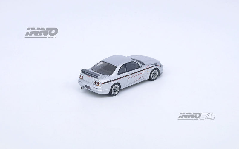 *PREORDER* INNO64 1:64 Nissan Skyline GT-R (R33) "TUNED BY MINE'S" in Silver