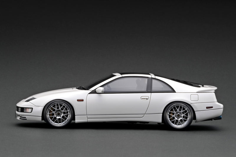 Ignition Model 1:18 Nissan Fairlady Z (Z32) 2+2 in Pearl White