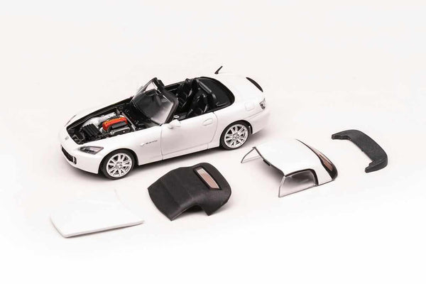 *PREORDER* MotorHelix 1:64 Honda S2000 (AP2) in Grand Prix White