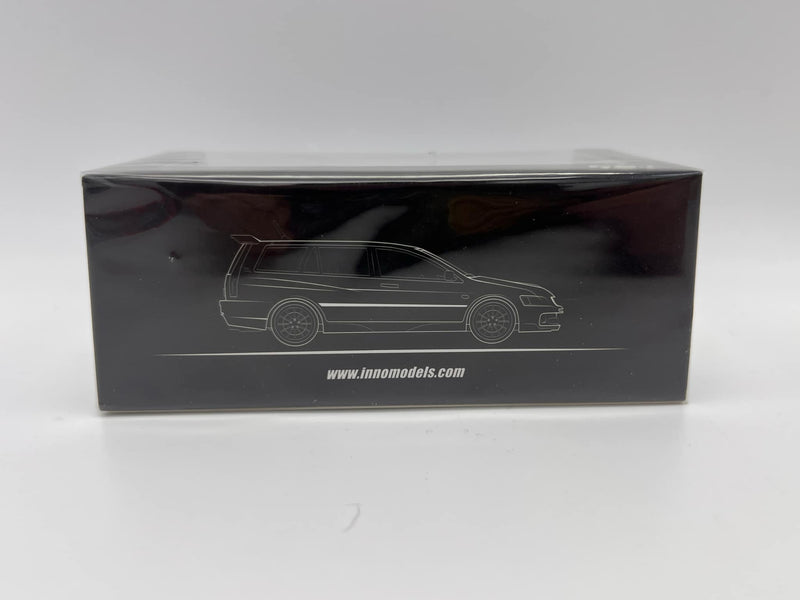 INNO64 1:64 Mitsubishi Lancer EVO IX Wagon 2005 Ralliart in Black - Joshua Tripp