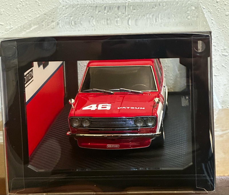 Tarmac Works x Ignition Model 1:18 Nissan Datsun Bluebird (510) Wagon in Red / White