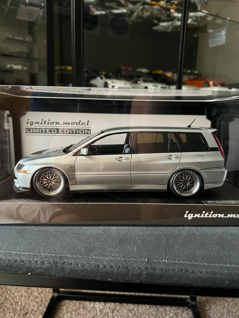 Ignition Model 1:18 Mitsubishi Lancer Evolution Wagon (CT9W) Silver with 4G63 Engine