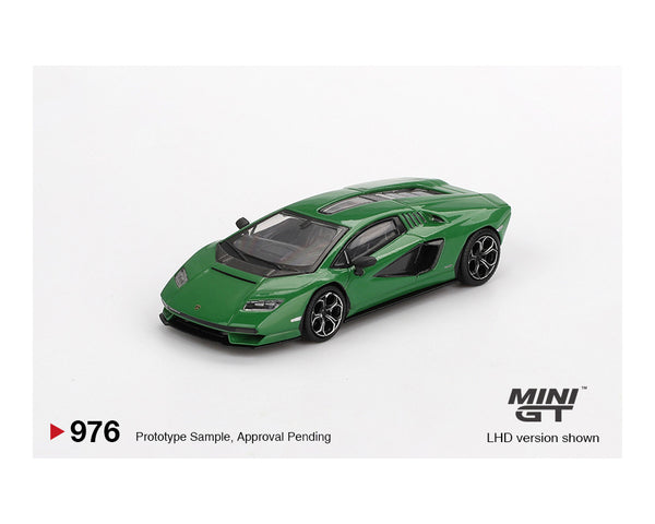 *PREORDER* MINI GT 1:64 Lamborghini Countach LPI 800-4 Verde Medio