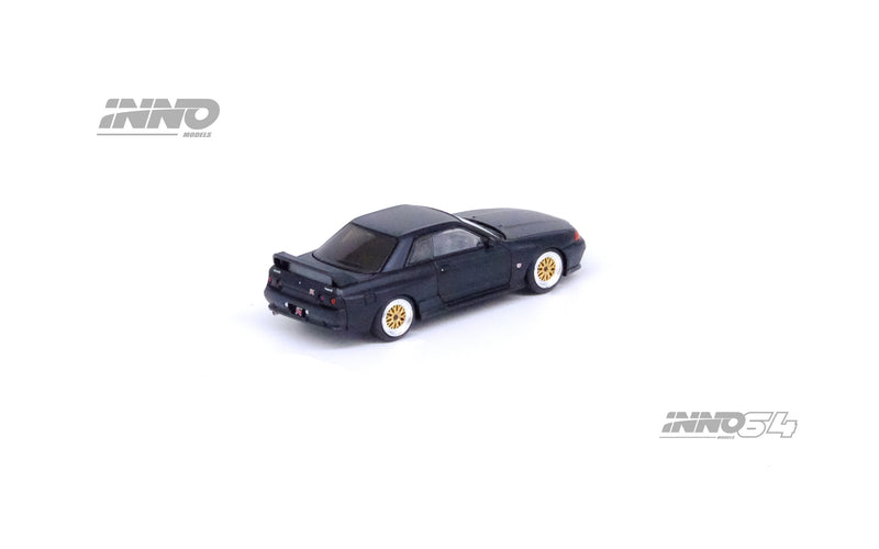 INNO64 1/64 Nissan Skyline GT-R (R32) The Diecast Company Special Edition in Matte Black