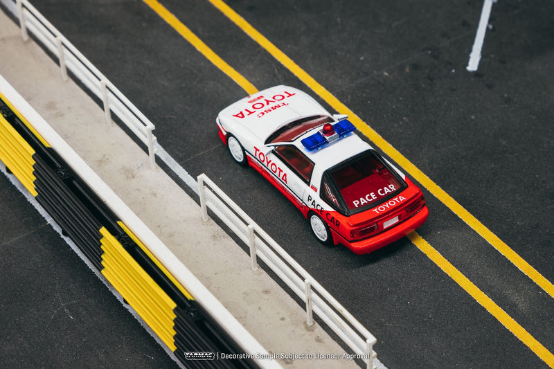 Tarmac Works 1:64 Toyota Supra (A70) Pace Car