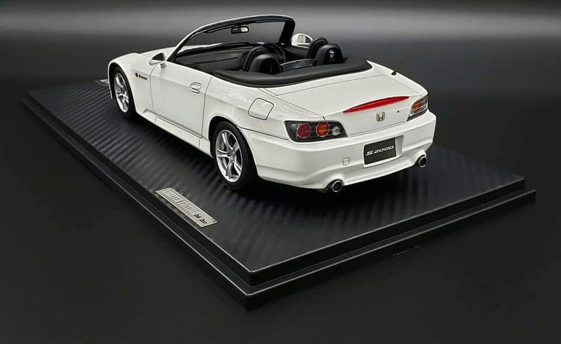 One Model 1:18 Honda S2000 (AP2) in Grand Prix White