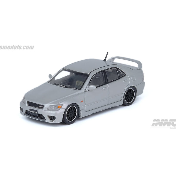 INNO Models 1:64 Toyota Altezza IS300 RS200 Z-Edition Silver