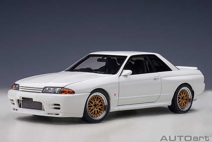 AUTOart 1:18 Nissan Skyline GT-R (R32) Wangan Midnight 