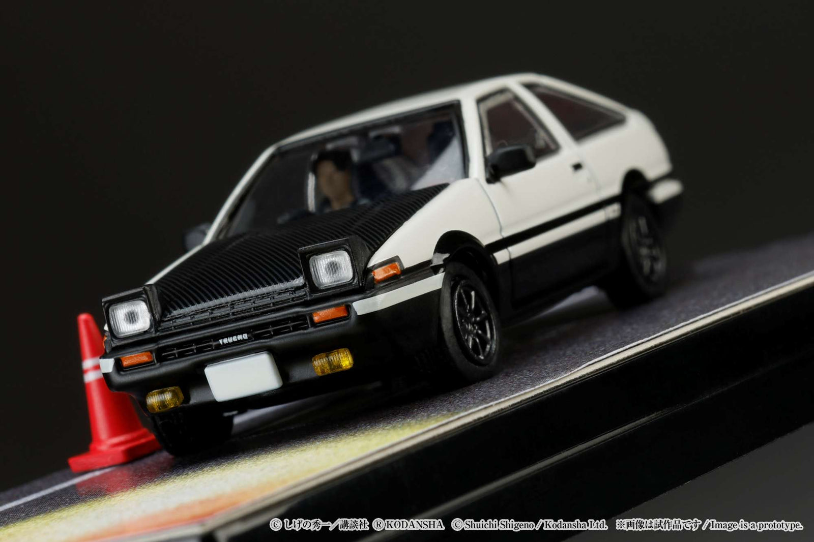 Hobby Japan 1:64 Toyota SPRINTER TRUENO GT APEX AE86 / INITIAL D VS ...