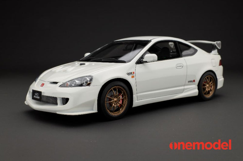 One Model 1:18 Honda Integra Type-R (DC5) Mugen Edition in White