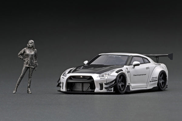 Ignition Model 1:43 Nissan GT-R (R35) LB-WORKS Type 2 in White with Ms