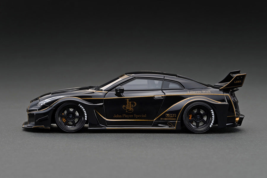 Ignition Model 1:43 Nissan 35GT-RR LB-Silhouette WORKS GT in Black with  Engine Display